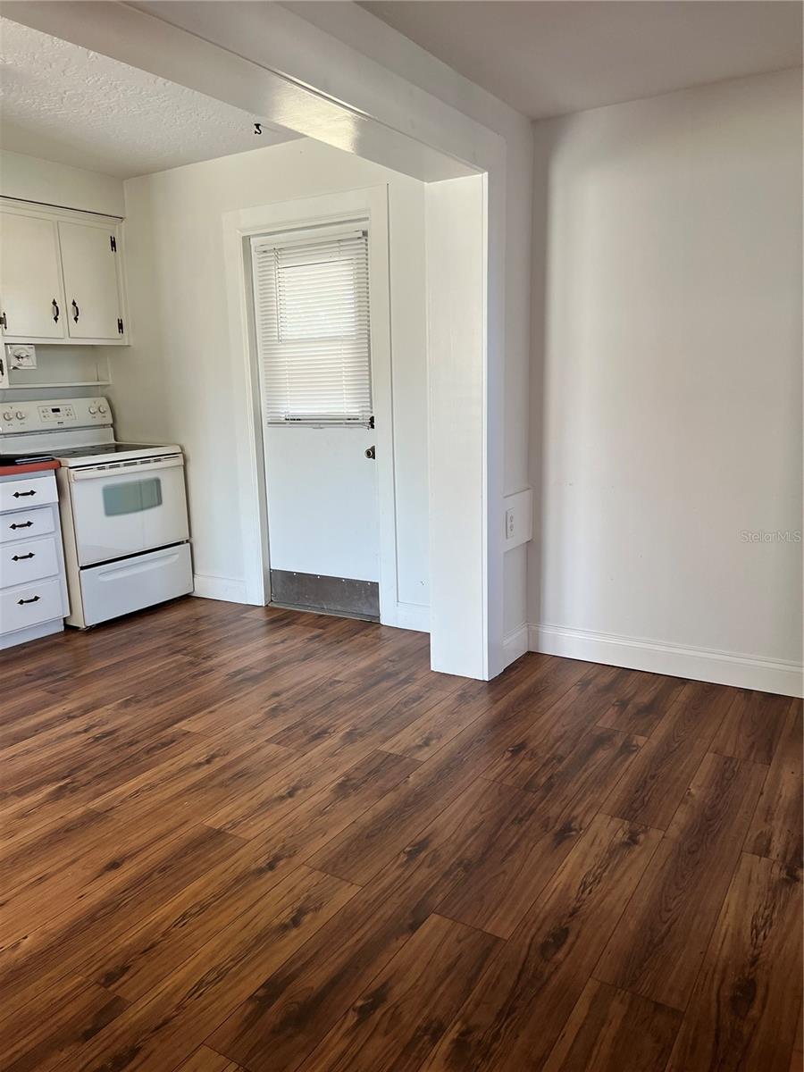 3112 Savoy, Sarasota, FL 34232