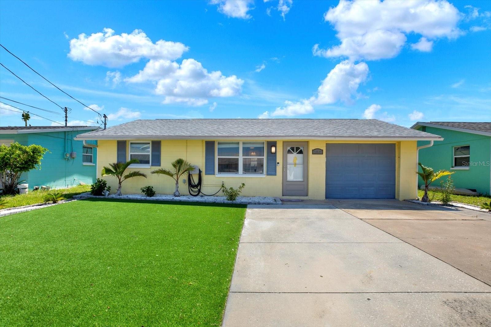 13526 Outboard, Hudson, FL 34667