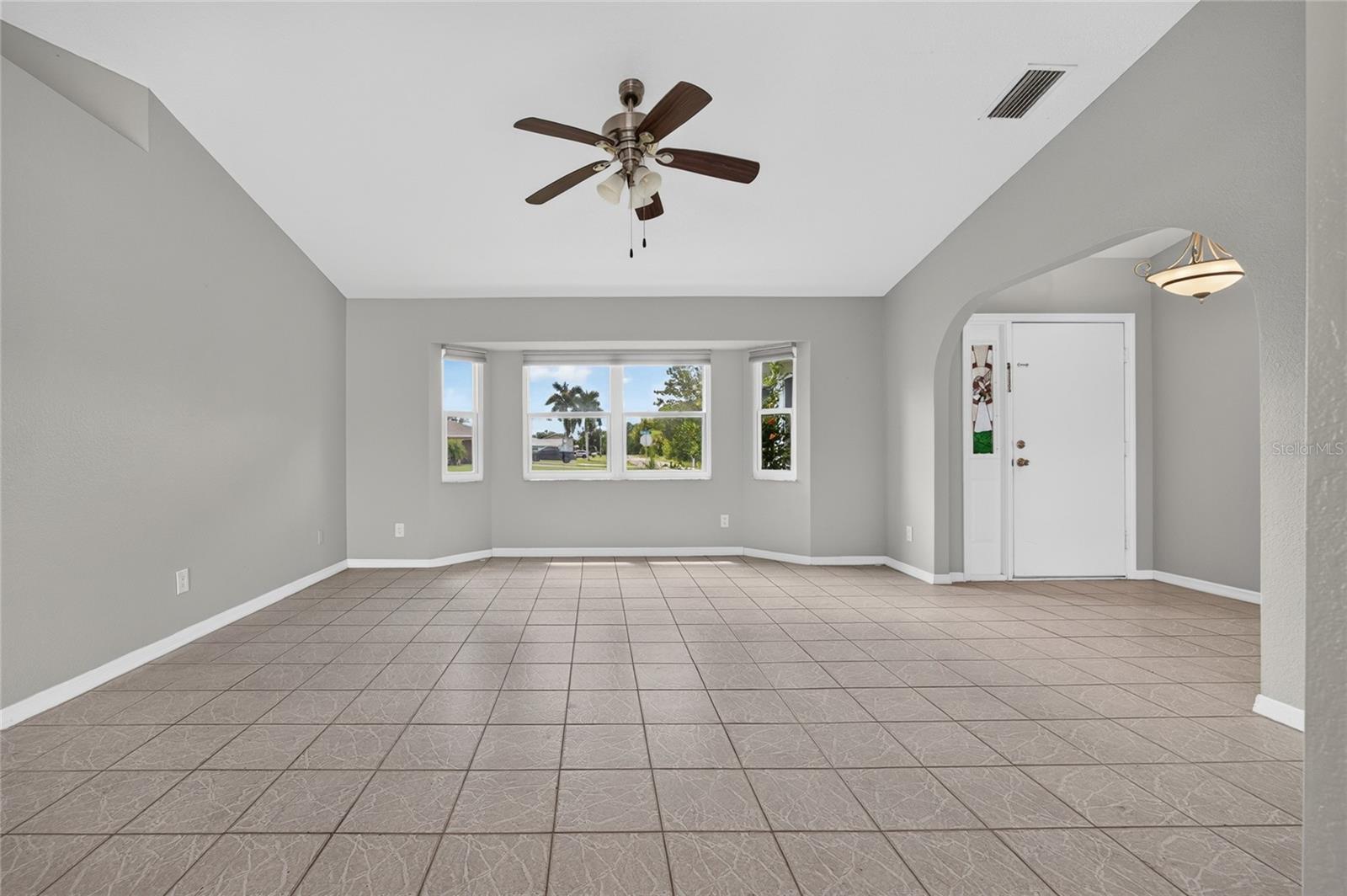 881 Riviera, Port Charlotte, FL 33948