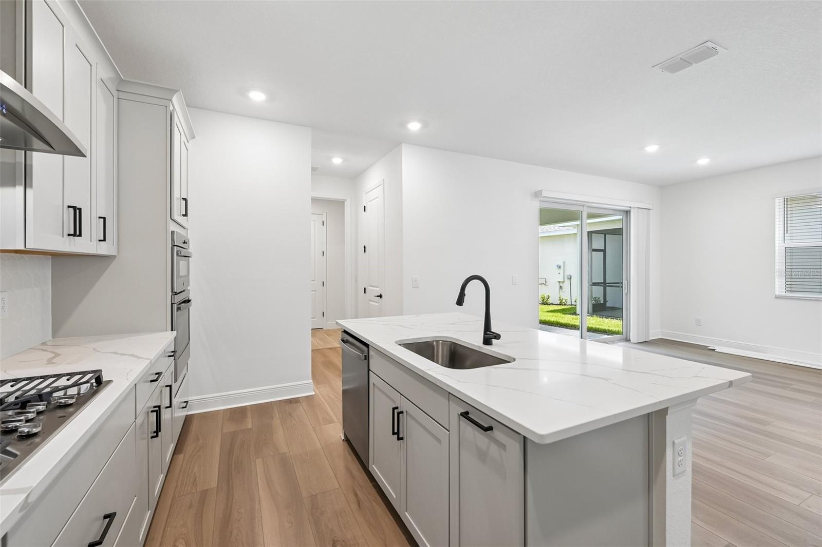 4454 Sunset Garden, Bradenton, FL 34210