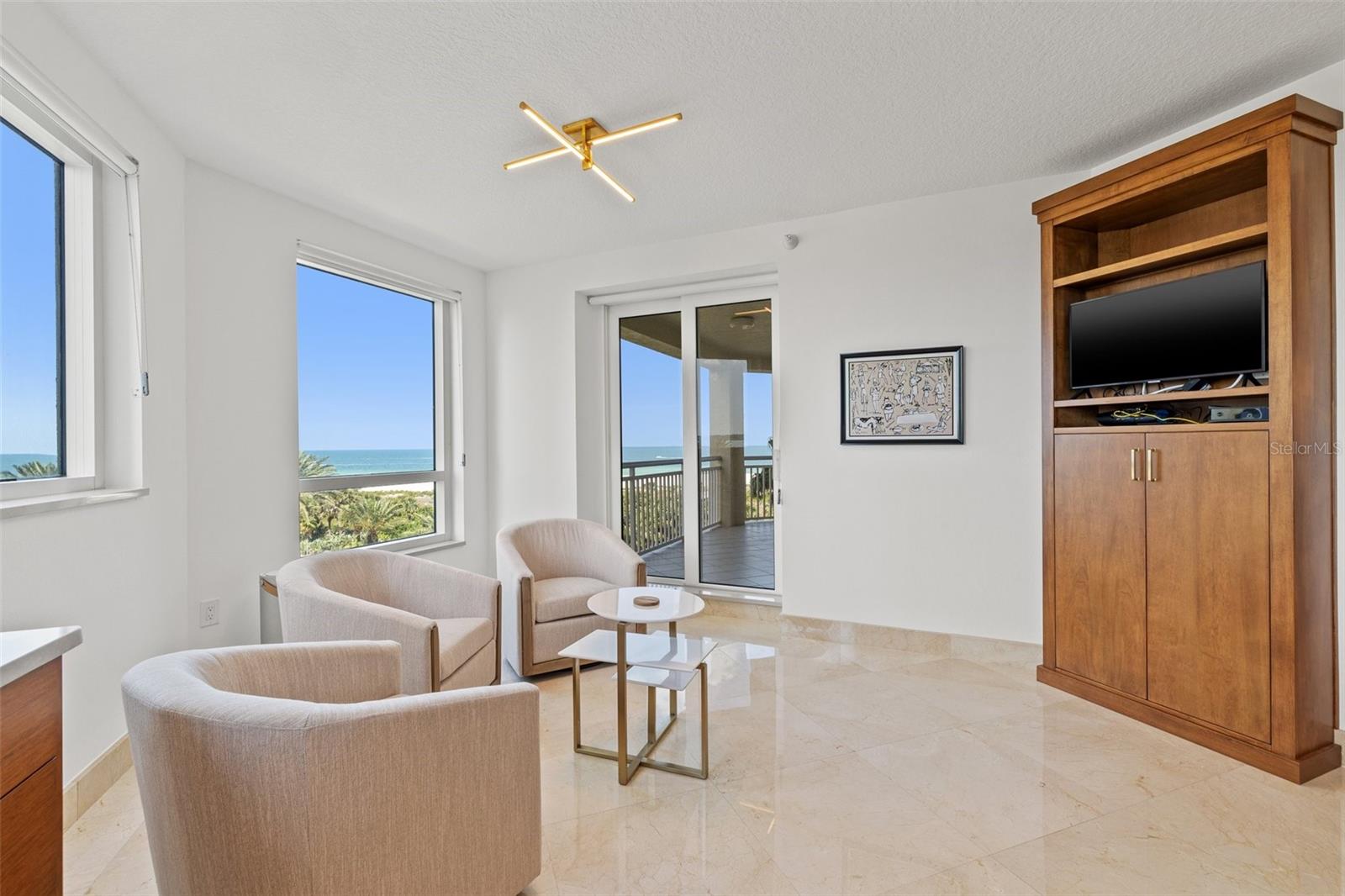1180 Gulf Unit 401, Clearwater Beach, FL 33767