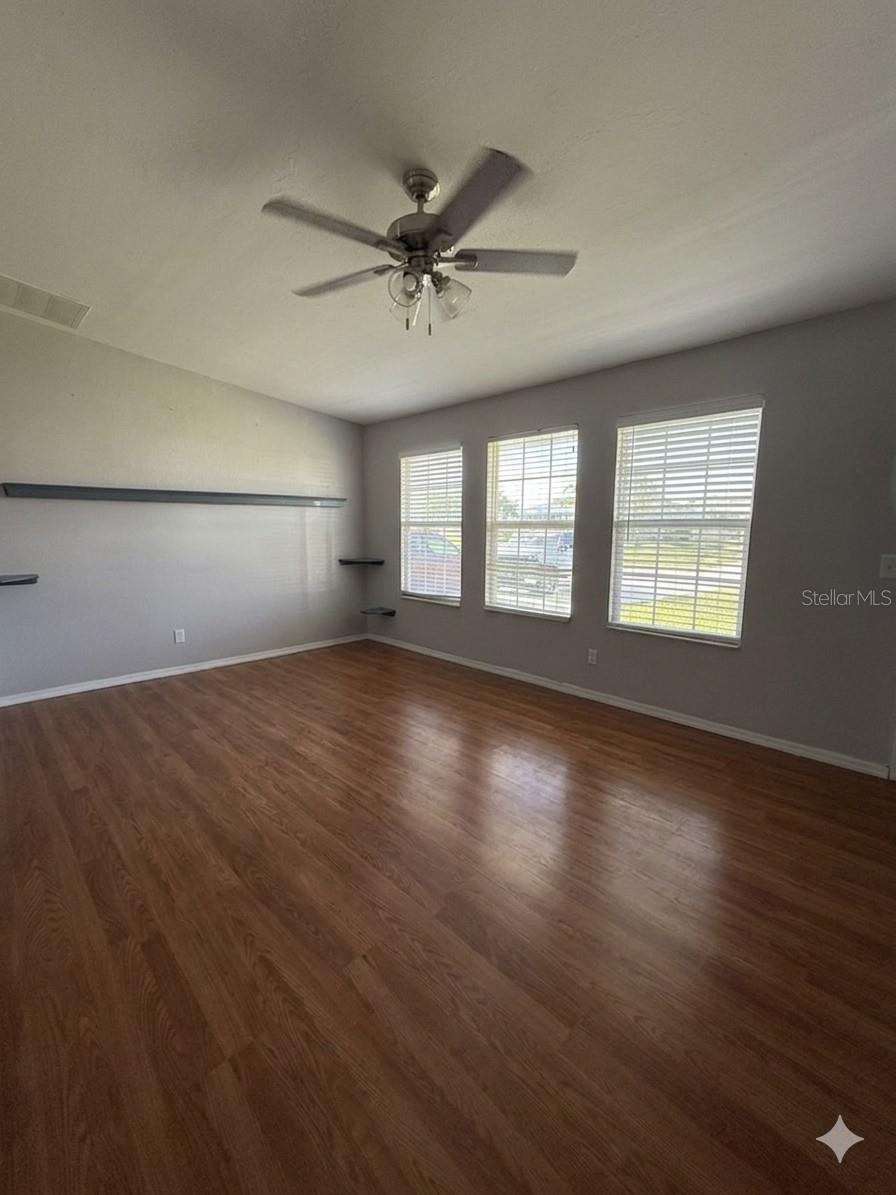 900 18th, Cape Coral, FL 33909