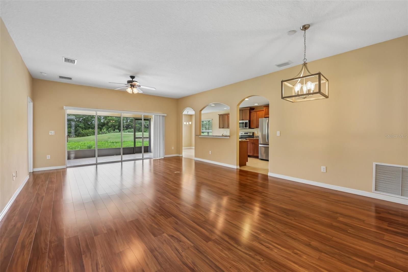 4025 Arlington Ridge, Leesburg, FL 34748