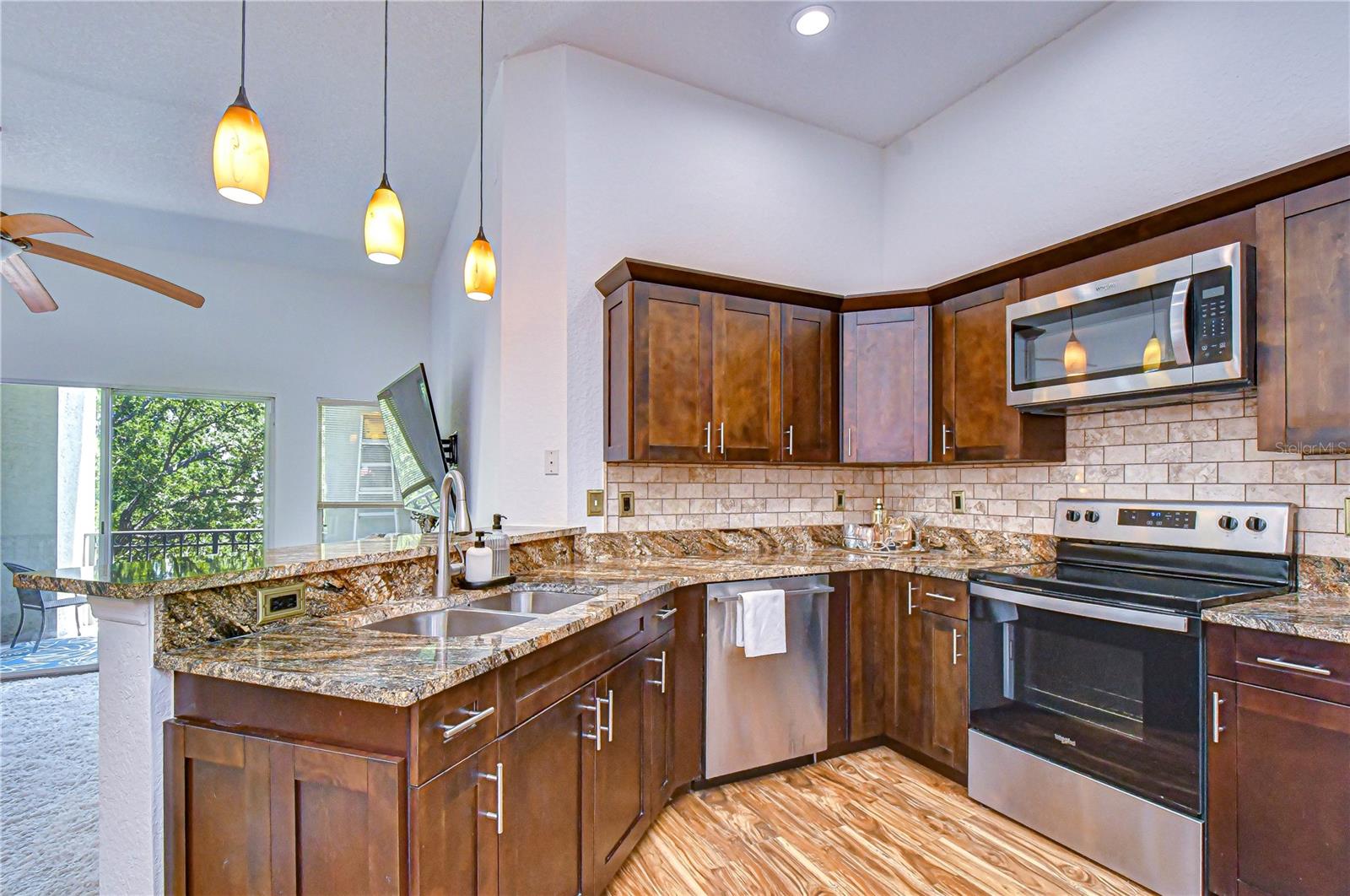 609 Tropical Breeze Unit 609, Tampa, FL 33602