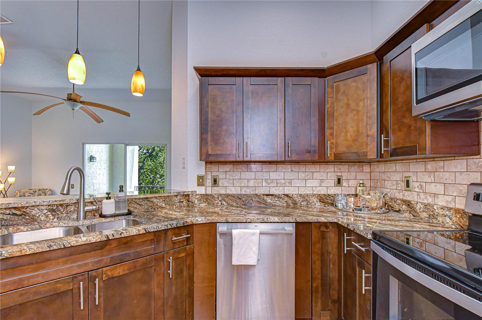 609 Tropical Breeze Unit 609, Tampa, FL 33602