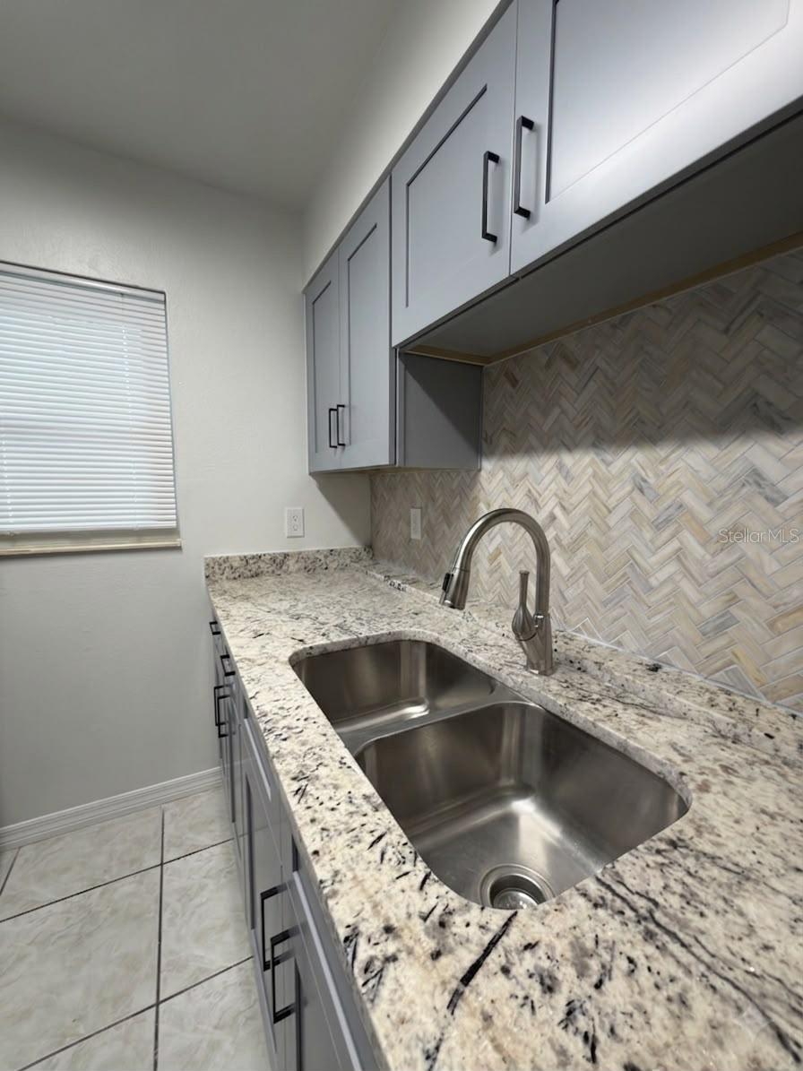827 Sky Lake Unit A, Orlando, FL 32809