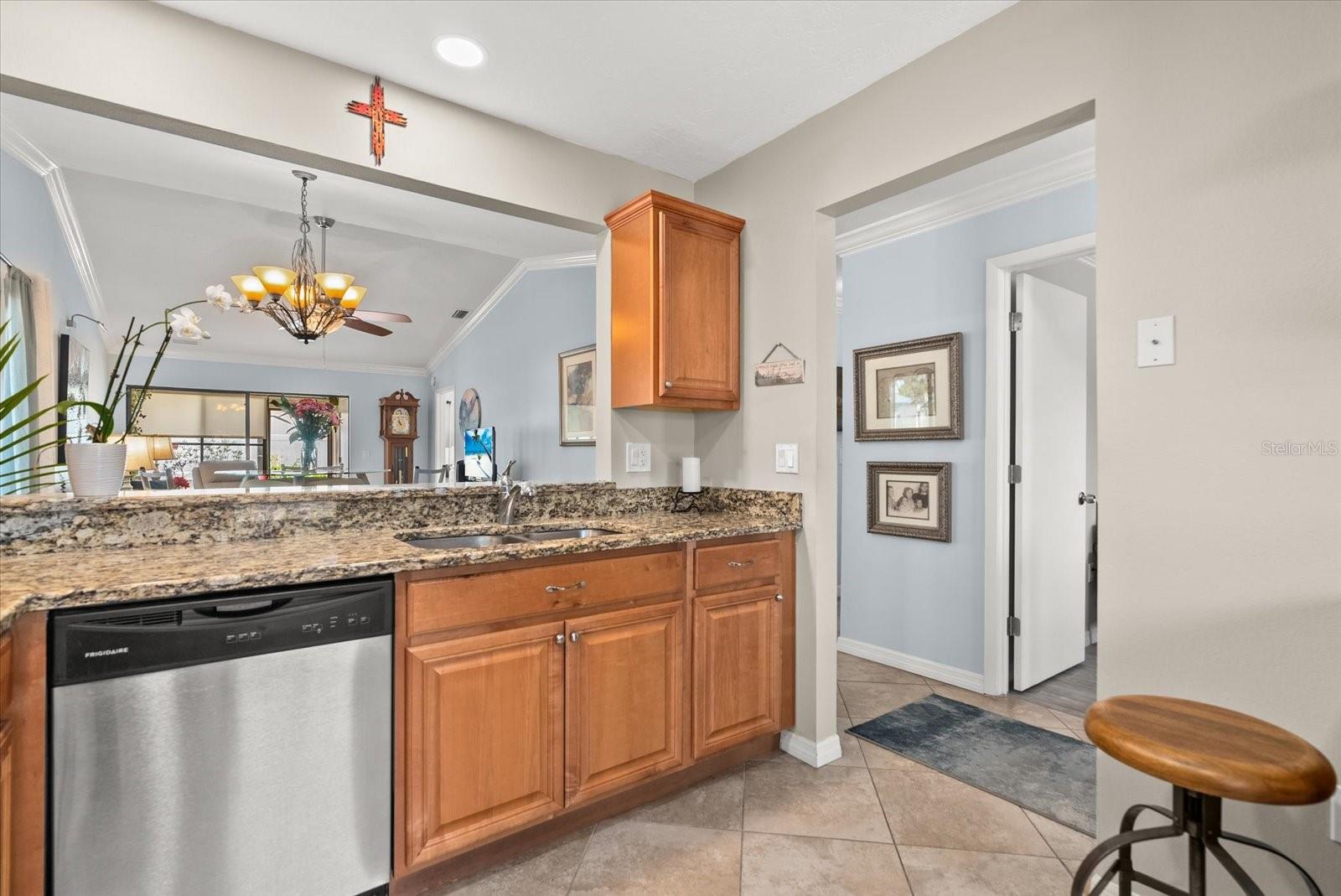 2723 60th Avenue Unit 2723, Bradenton, FL 34207