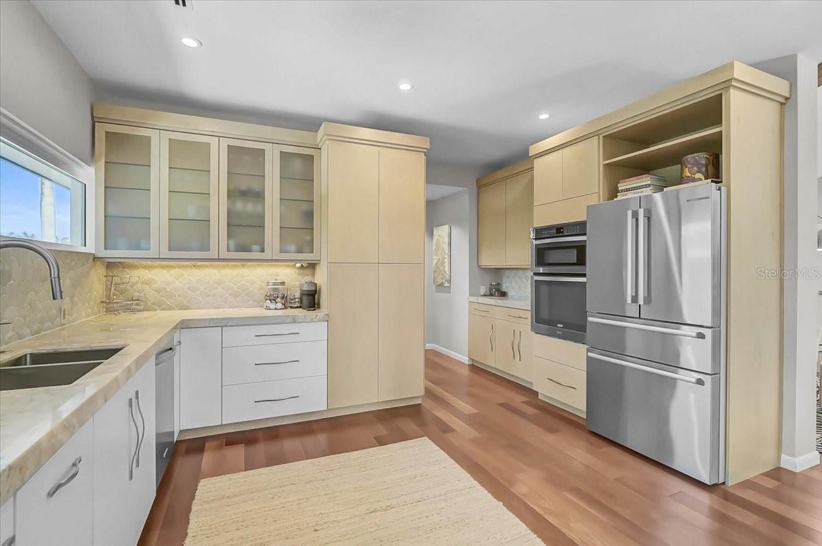 627 Owl, Sarasota, FL 34236