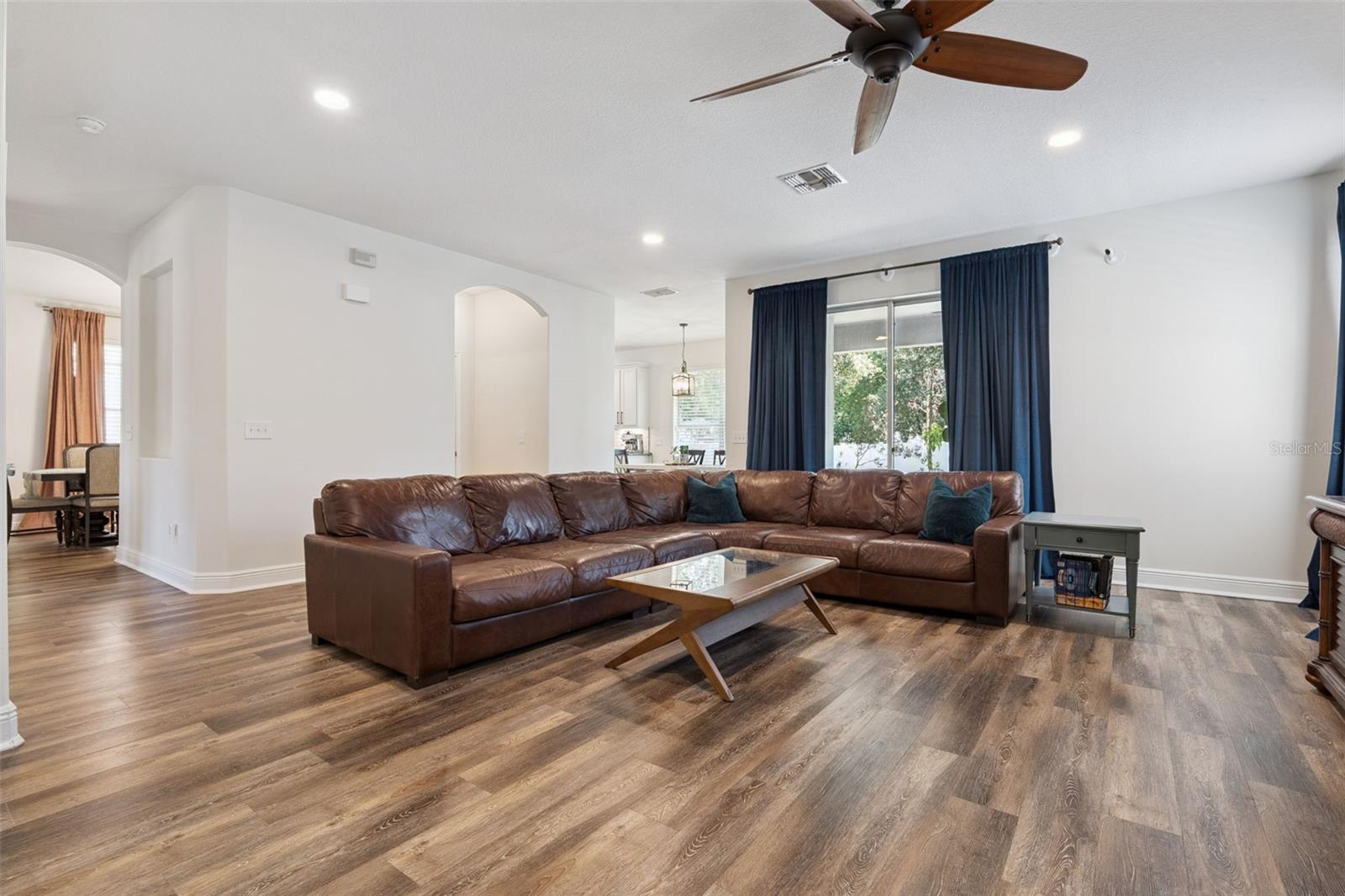 509 Spring River, Orlando, FL 32828