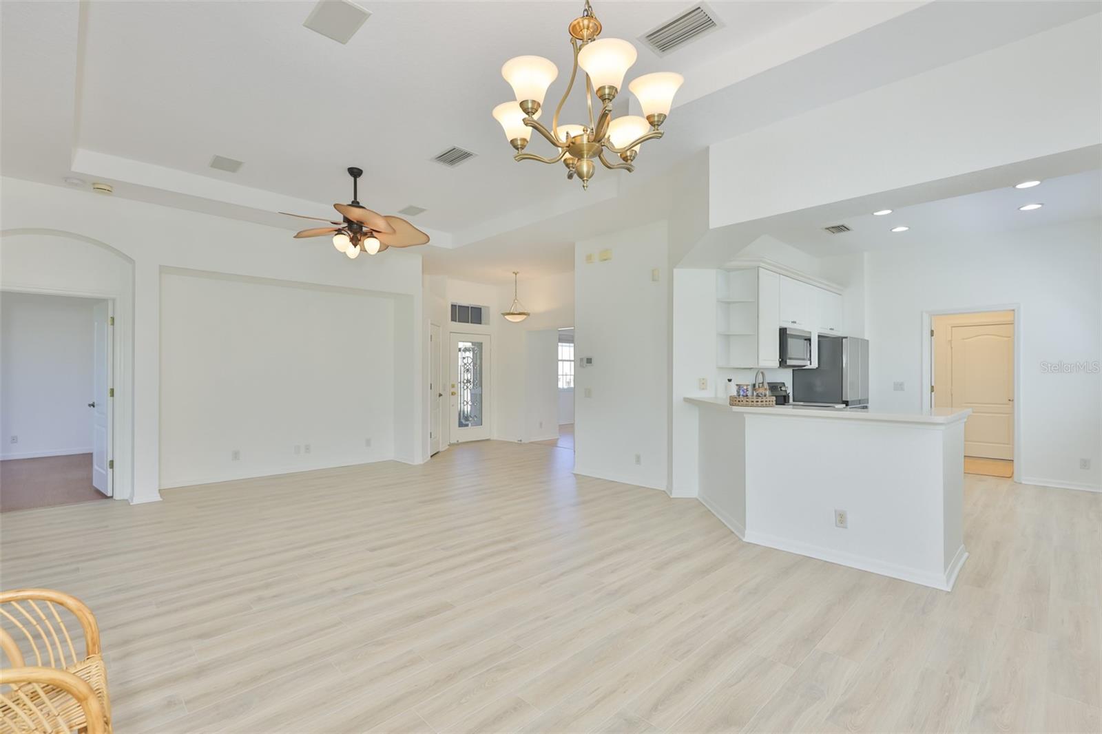 448 Noble Faire, Sun City Center, FL 33573