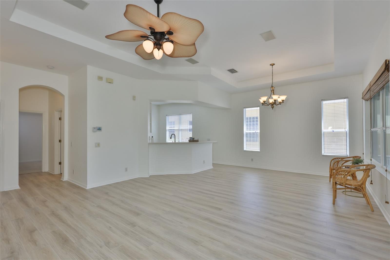 448 Noble Faire, Sun City Center, FL 33573