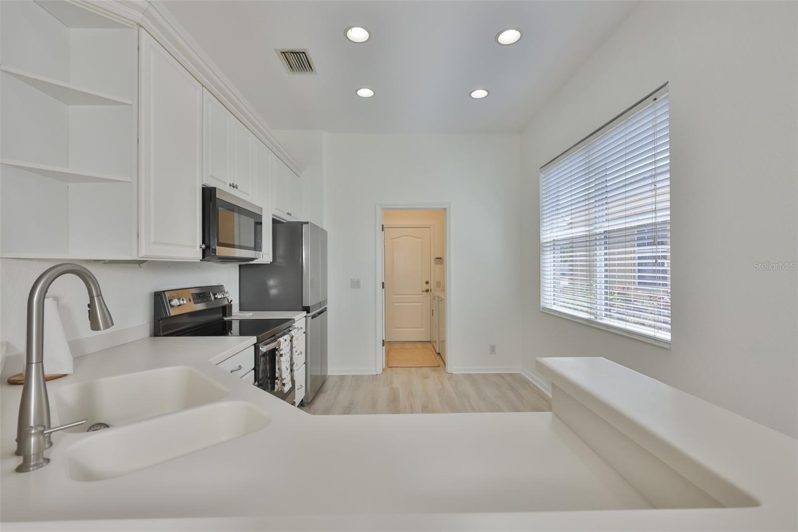 448 Noble Faire, Sun City Center, FL 33573