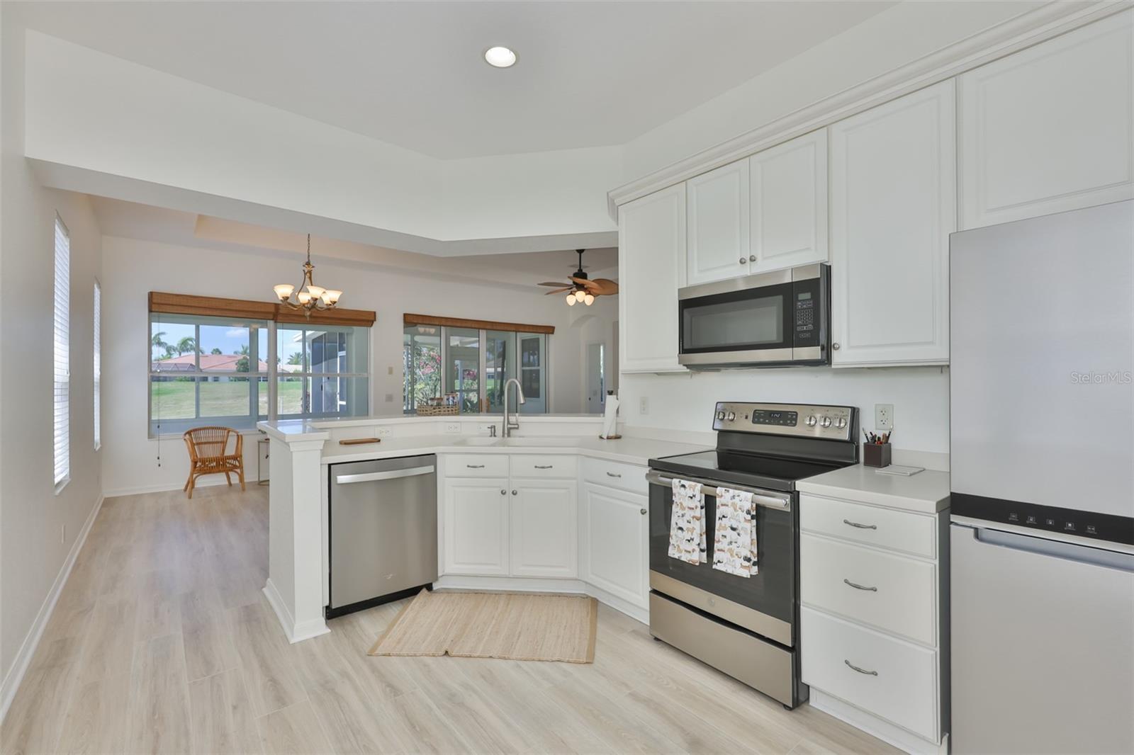 448 Noble Faire, Sun City Center, FL 33573