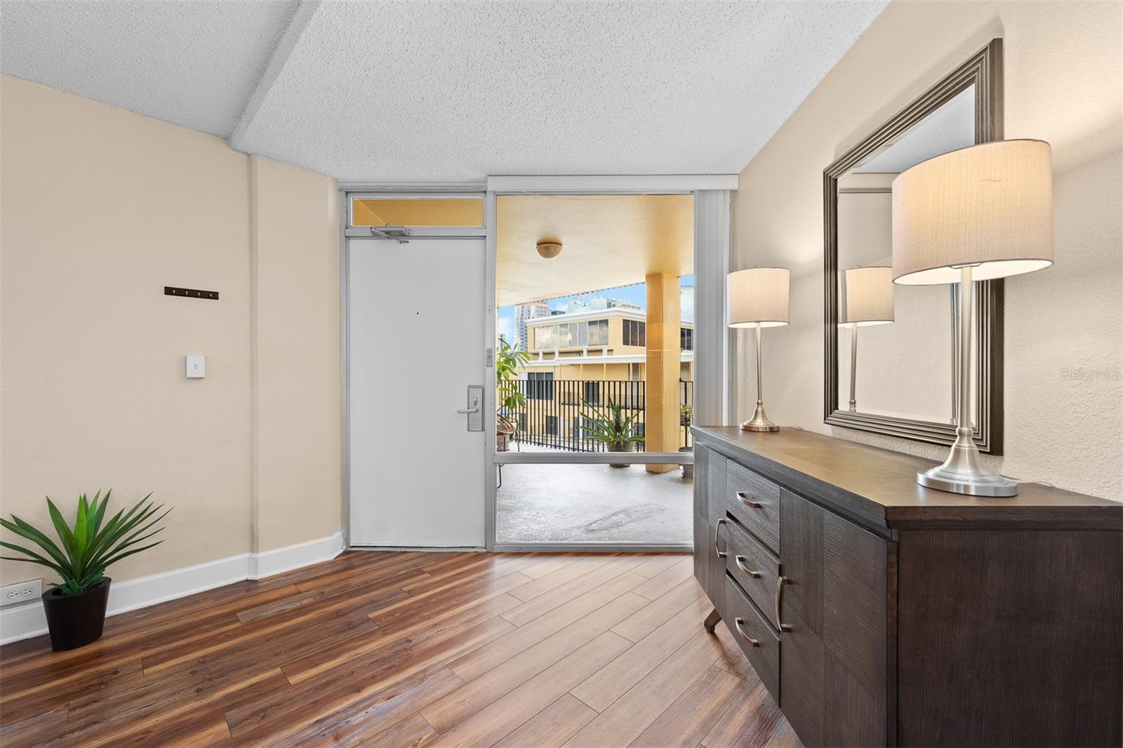 151 Washington Unit 404, Orlando, FL 32801