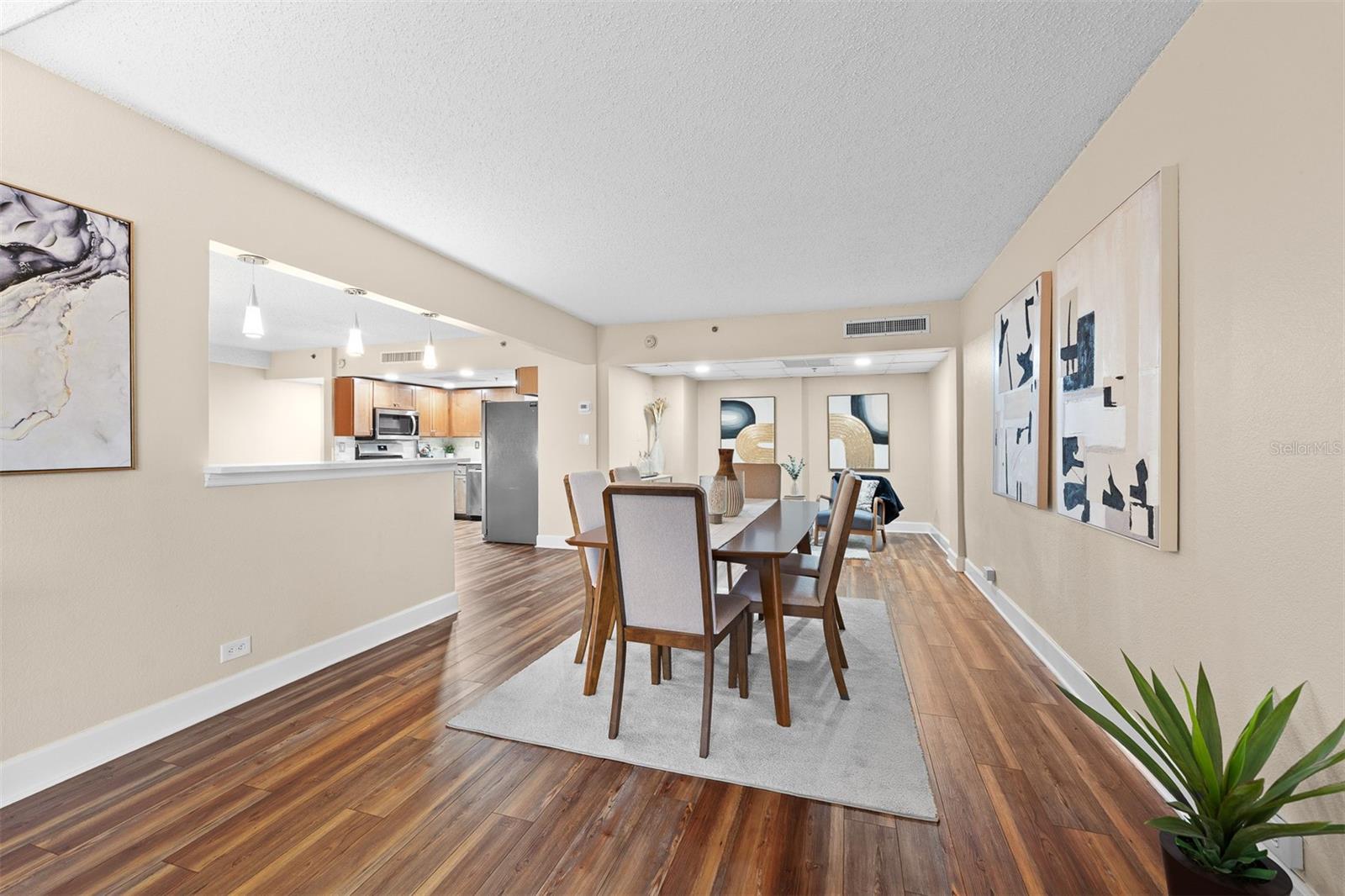 151 Washington Unit 404, Orlando, FL 32801