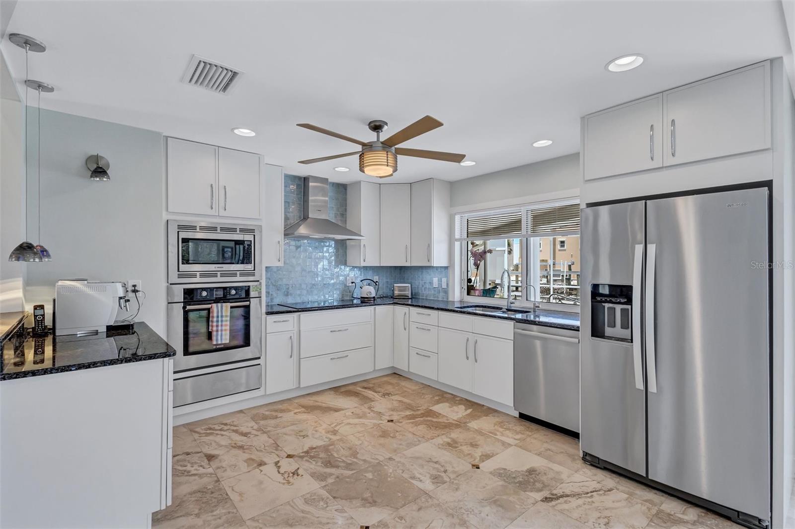 617 Rountree, Longboat Key, FL 34228