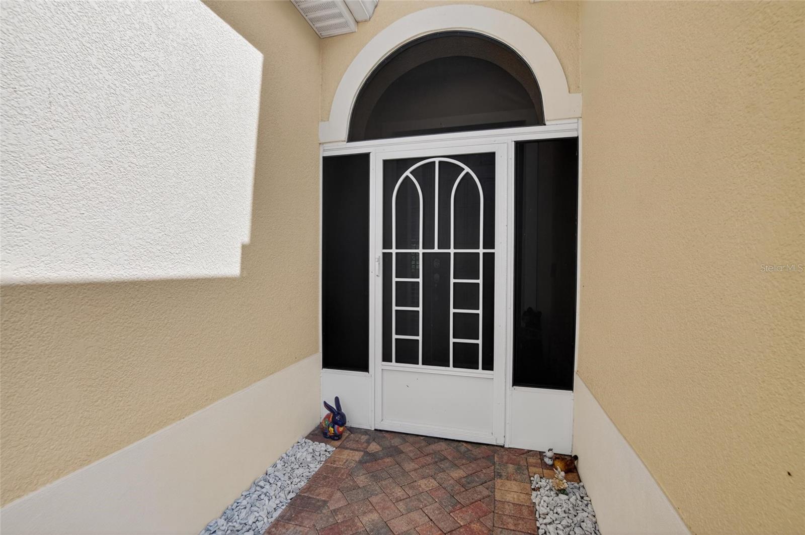 1525 Emerald Dunes, Sun City Center, FL 33573