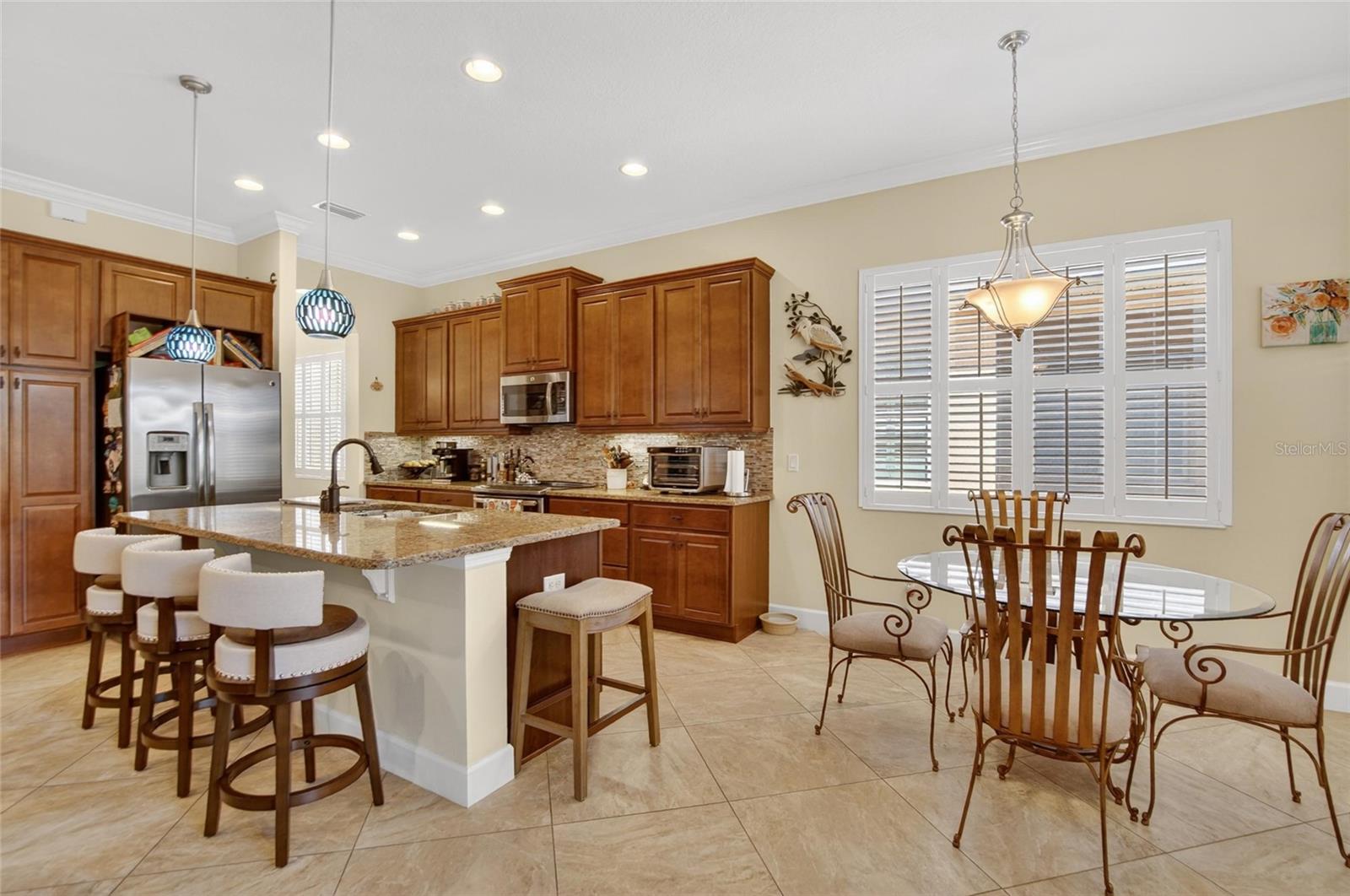1525 Emerald Dunes, Sun City Center, FL 33573