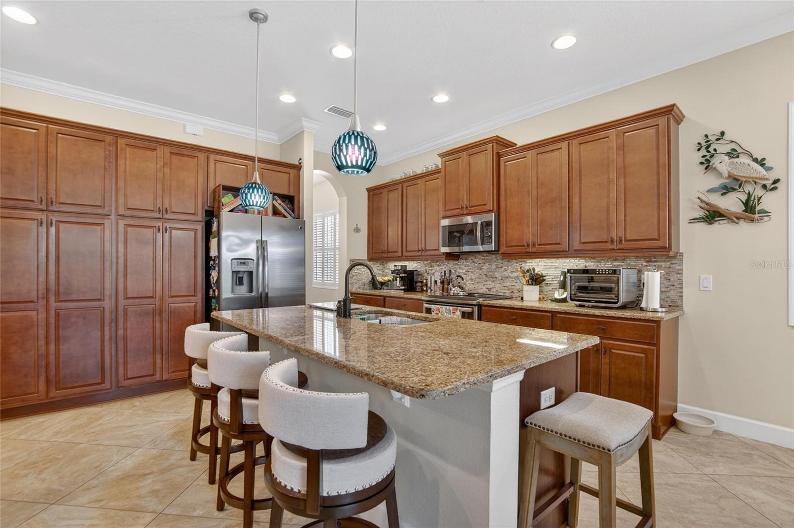 1525 Emerald Dunes, Sun City Center, FL 33573