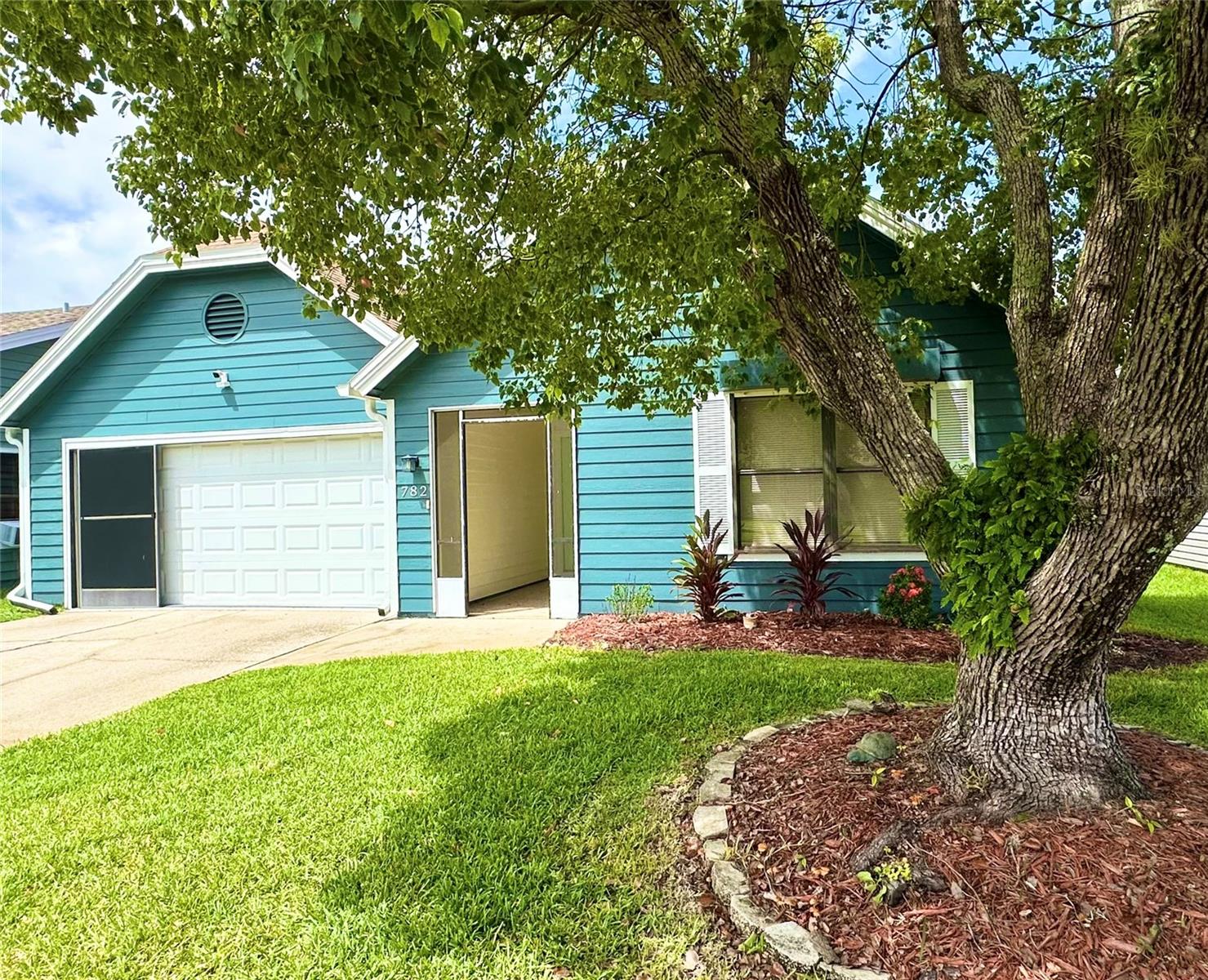 782 Pine Shores, New Smyrna Beach, FL 32168
