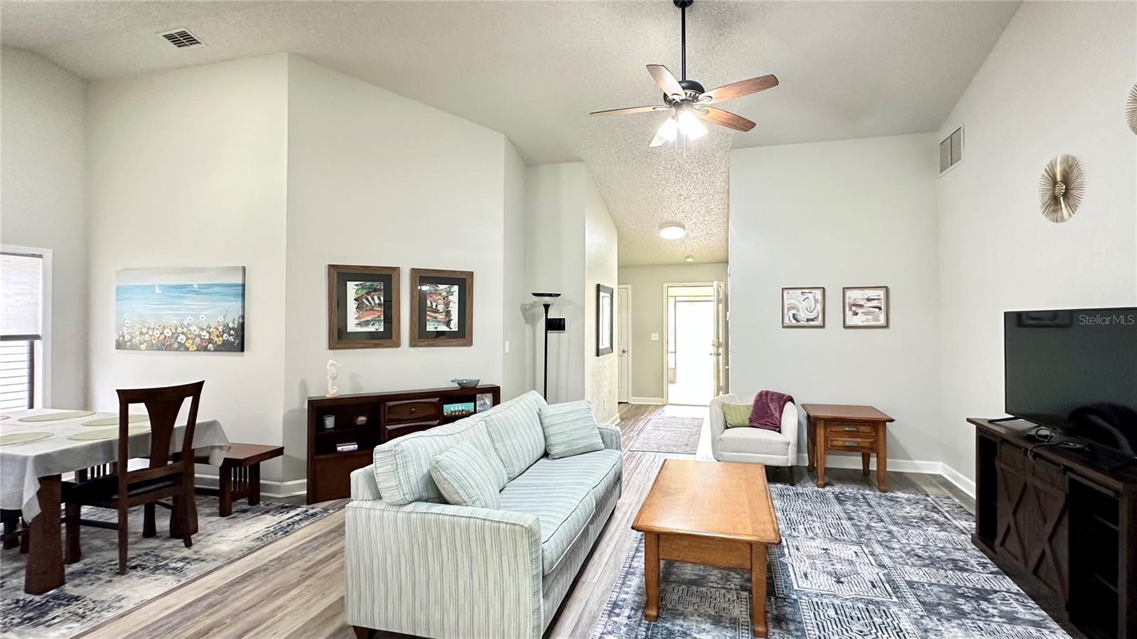 782 Pine Shores, New Smyrna Beach, FL 32168