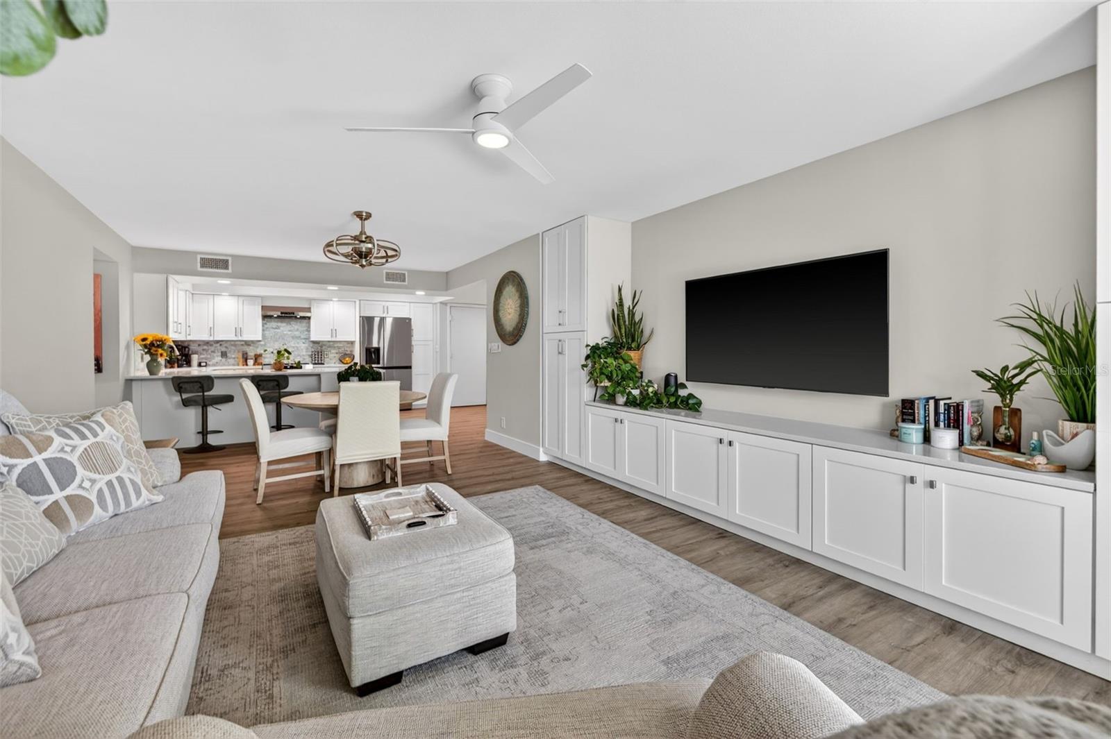 100 Oakmont Unit 107 & 108, Belleair, FL 33756