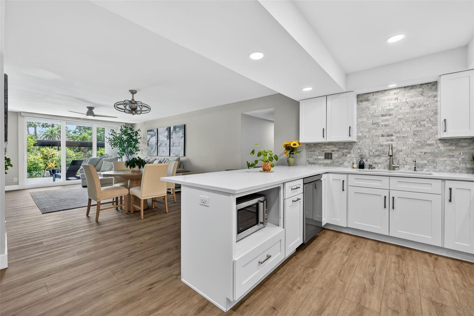 100 Oakmont Unit 107 & 108, Belleair, FL 33756