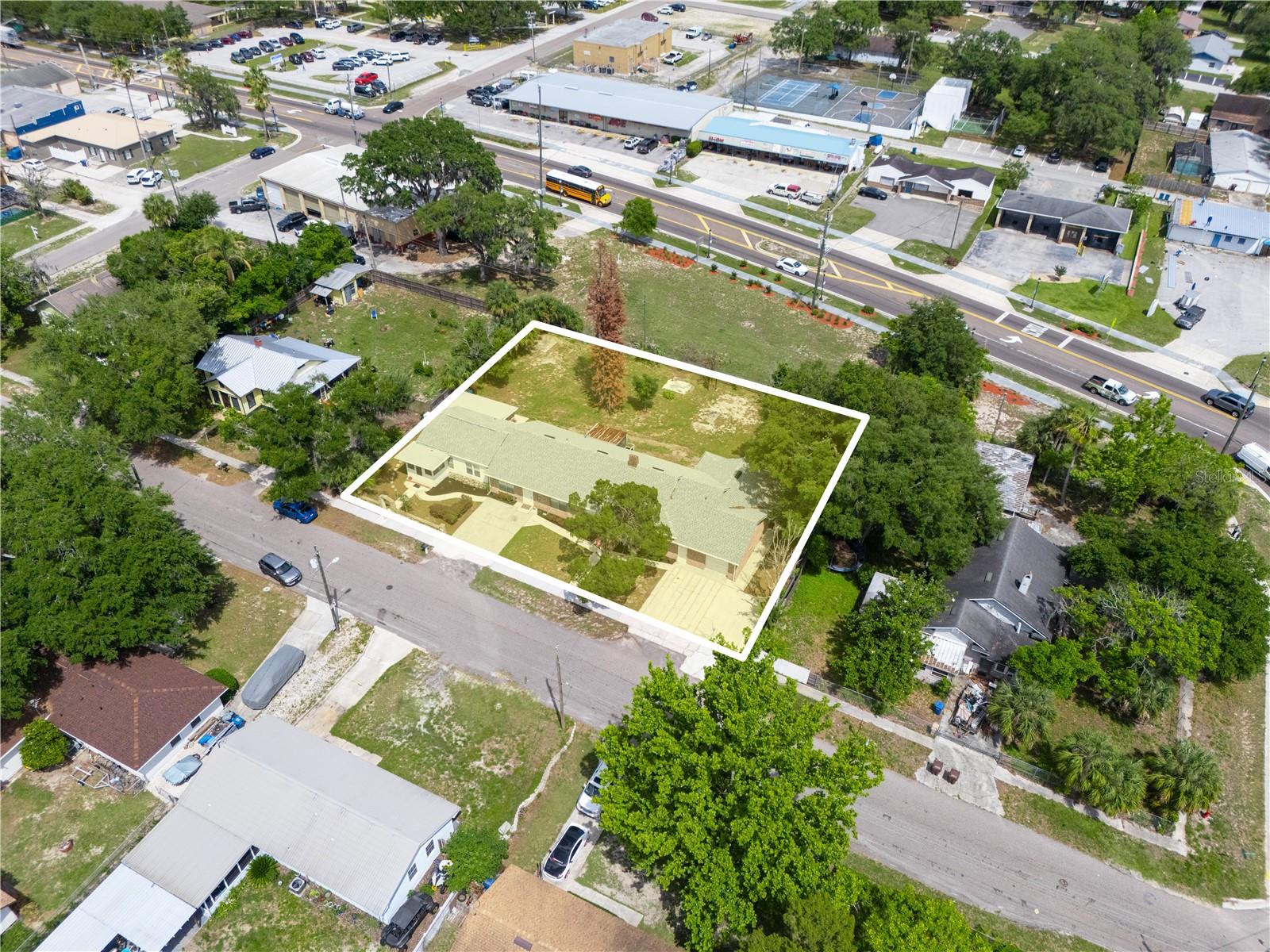 221 Citrus Grove, Polk City, FL 33868