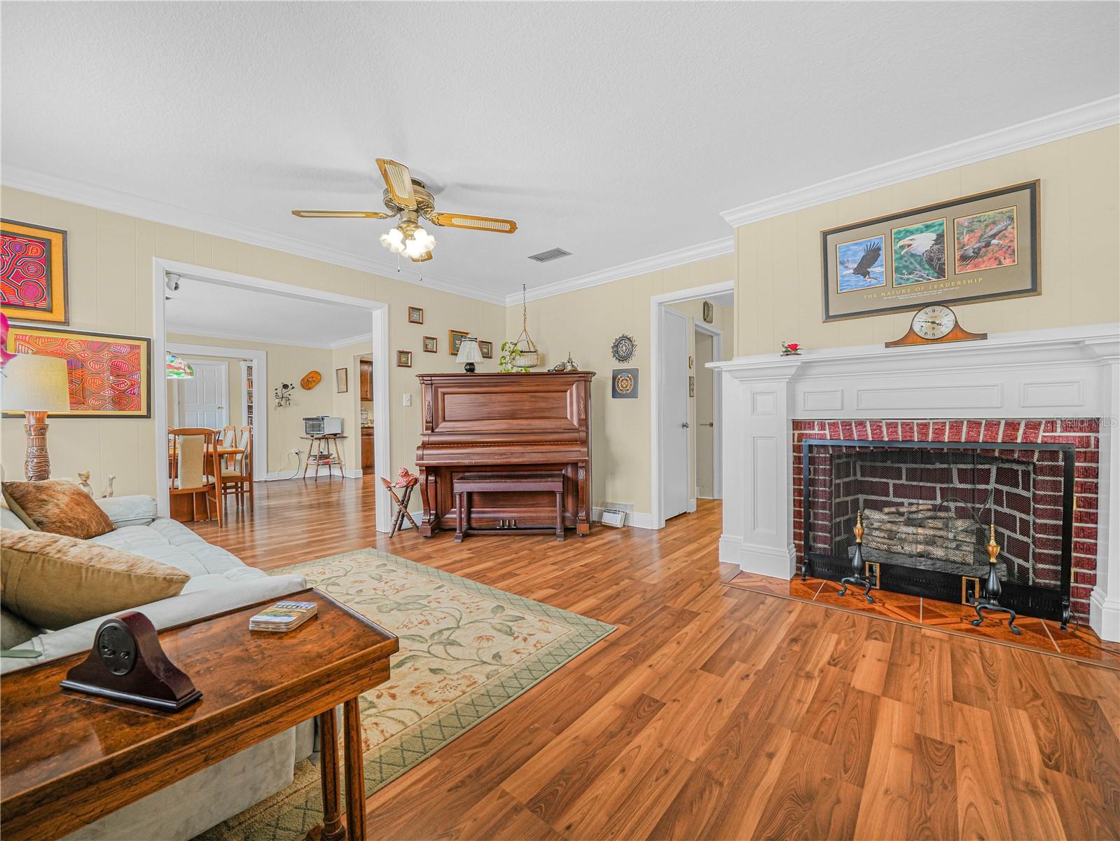 221 Citrus Grove, Polk City, FL 33868
