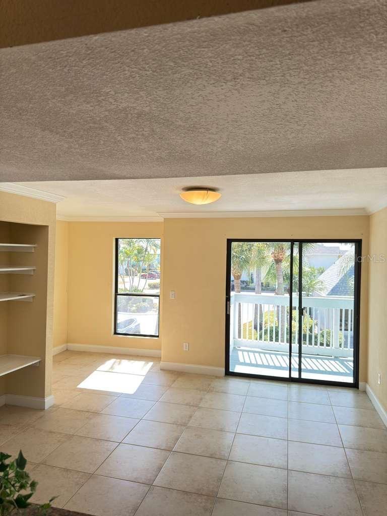 455 Alt 19 Unit 12, Palm Harbor, FL 34683