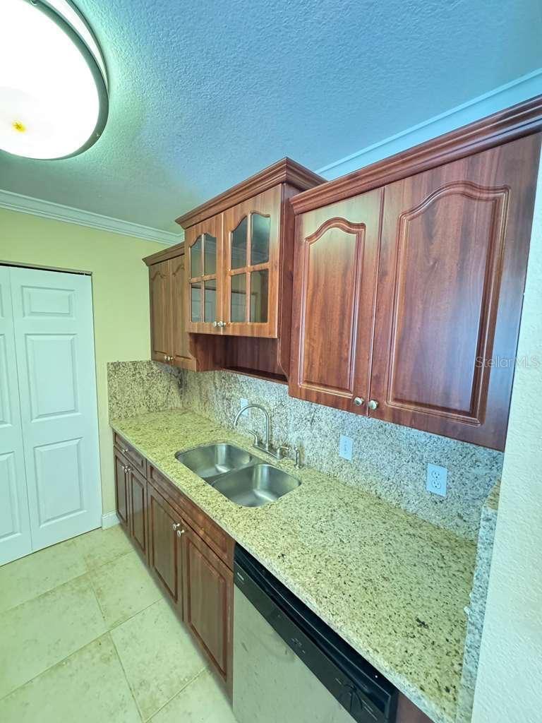 455 Alt 19 Unit 12, Palm Harbor, FL 34683