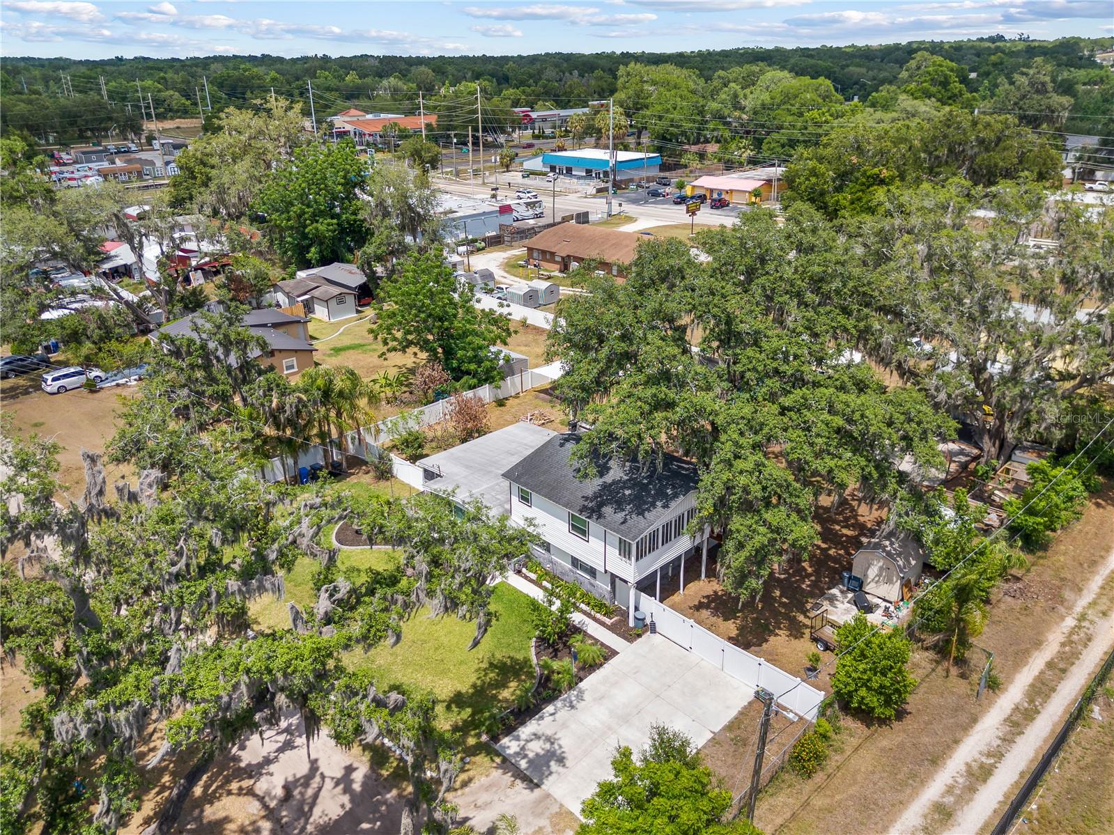 115 Ten Oak, Valrico, FL 33594