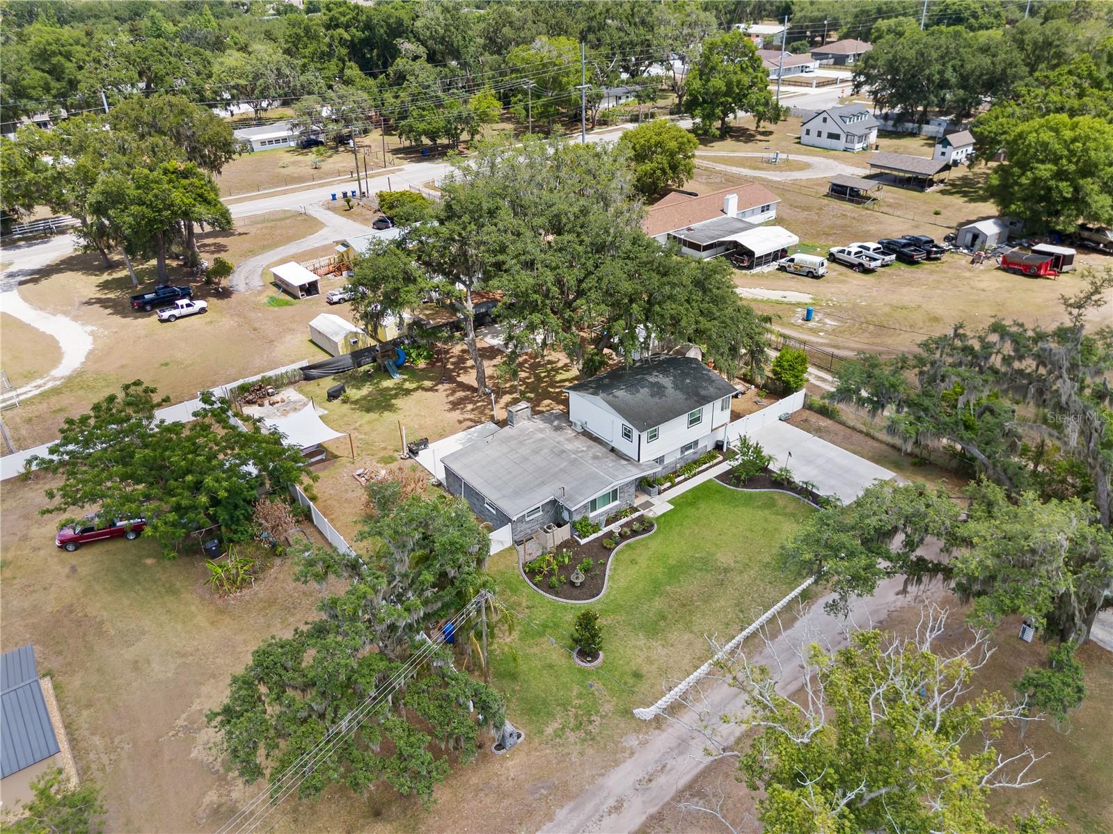 115 Ten Oak, Valrico, FL 33594