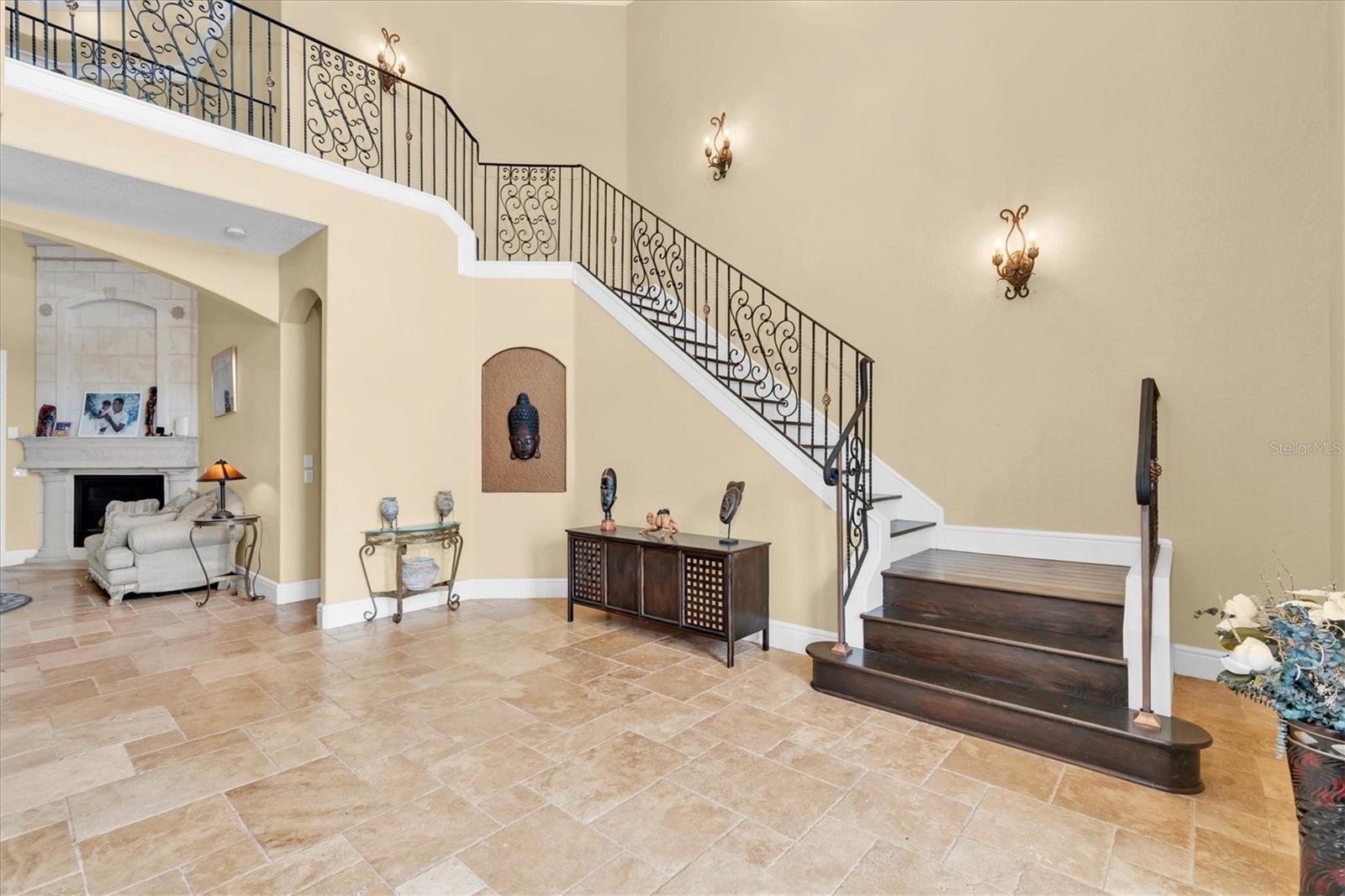 1067 Ashland, Tarpon Springs, FL 34689