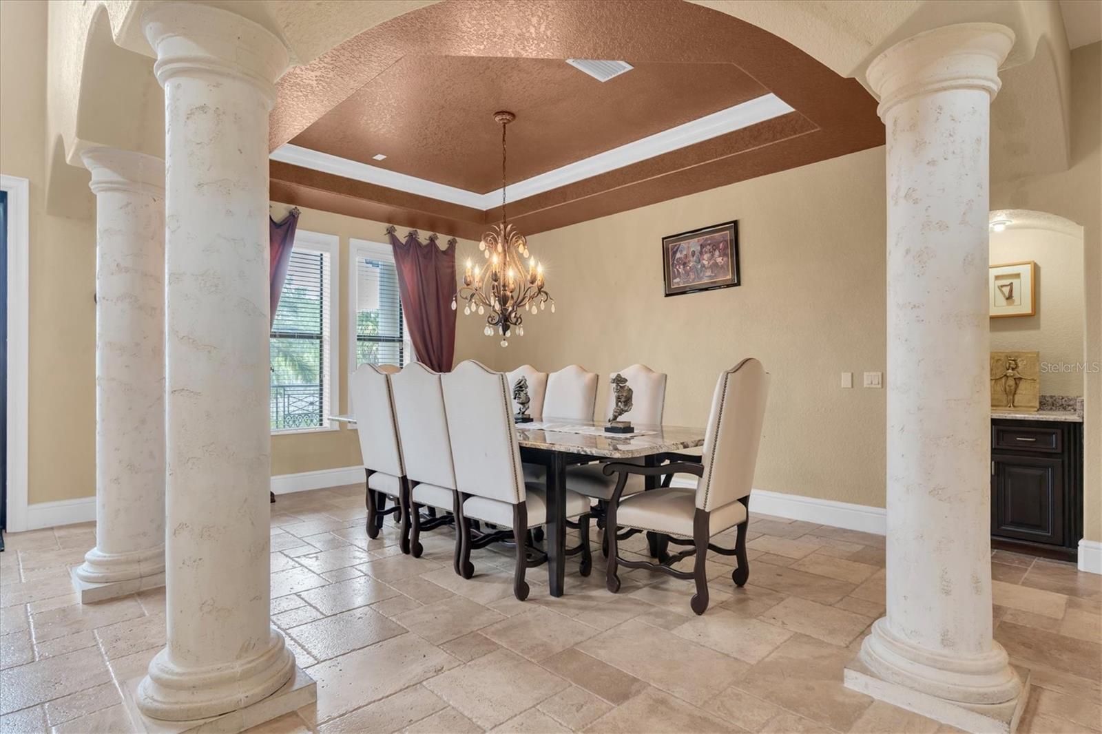 1067 Ashland, Tarpon Springs, FL 34689