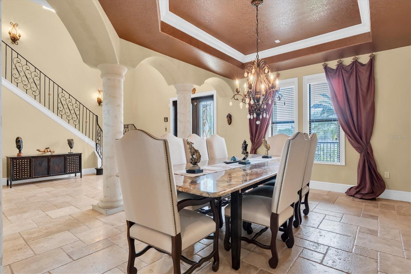 1067 Ashland, Tarpon Springs, FL 34689
