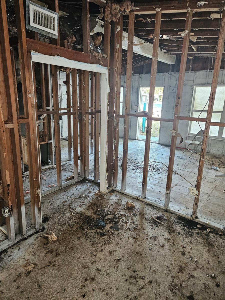 2814 Palmadelia, Sarasota, FL 34234