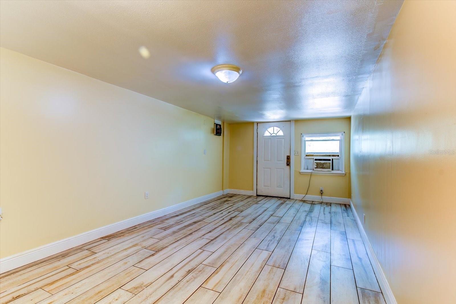 113 Fran, New Smyrna Beach, FL 32168