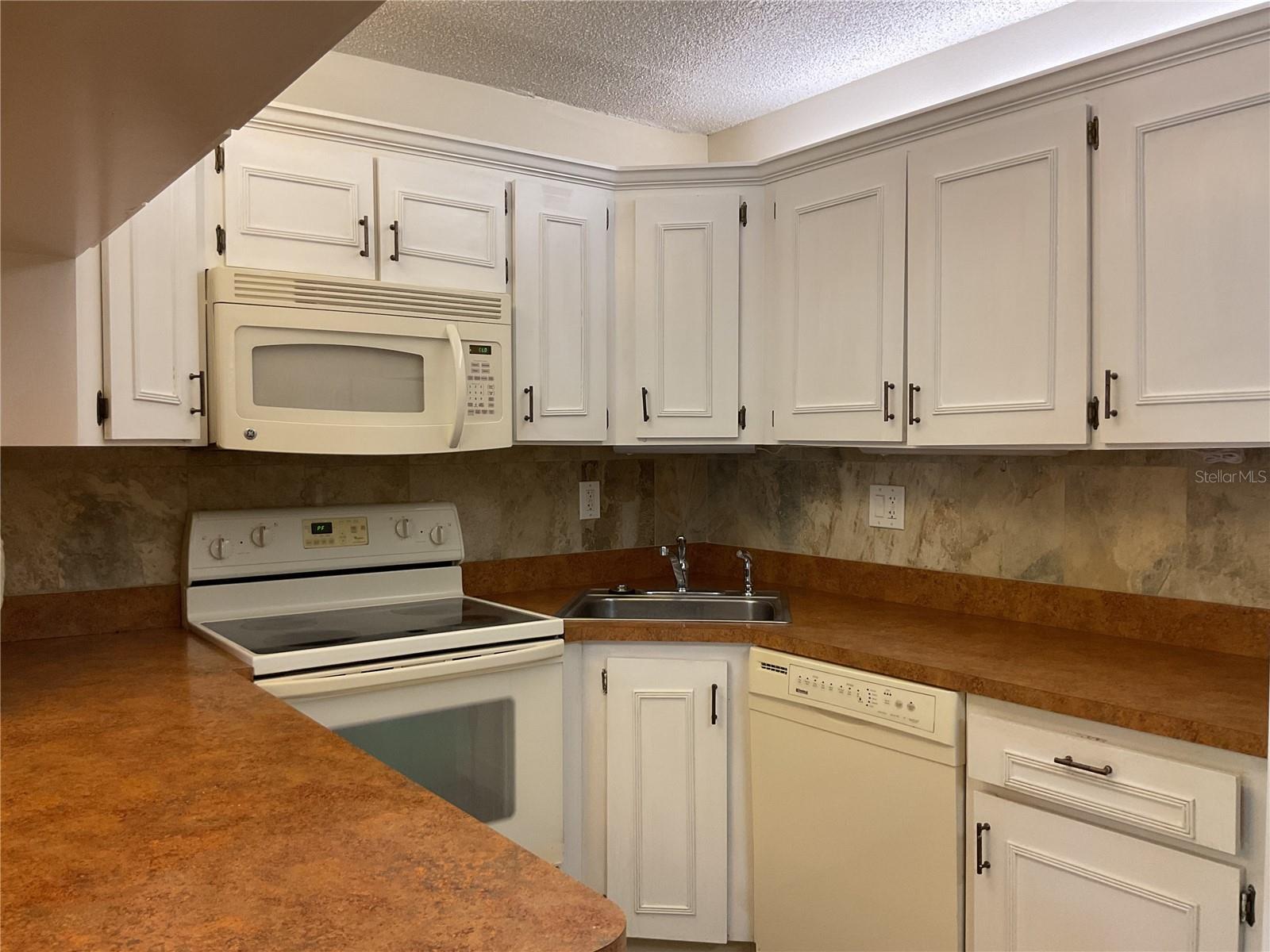2687 Pine Ridge Unit H1, Palm Harbor, FL 34684