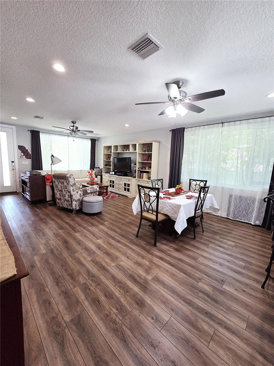 4325 78th, Pinellas Park, FL 33781