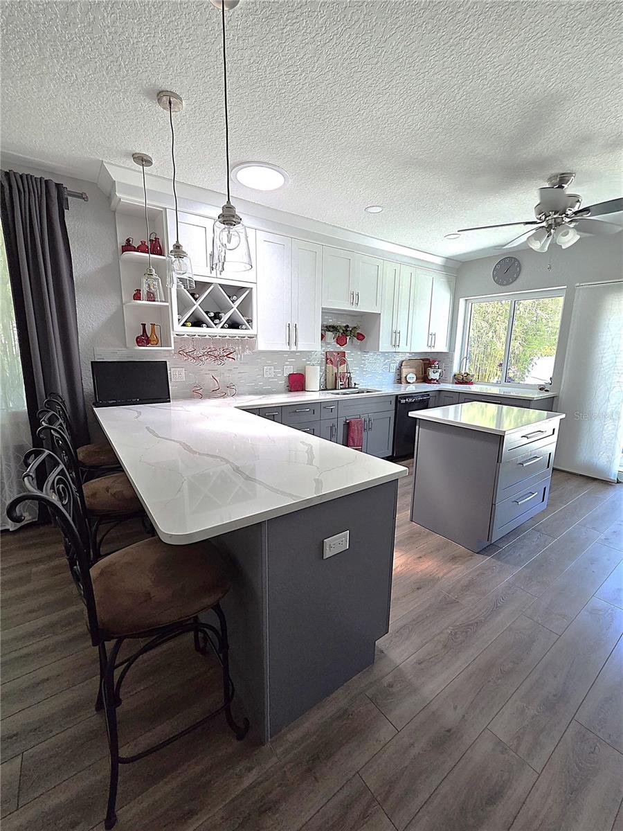 4325 78th, Pinellas Park, FL 33781