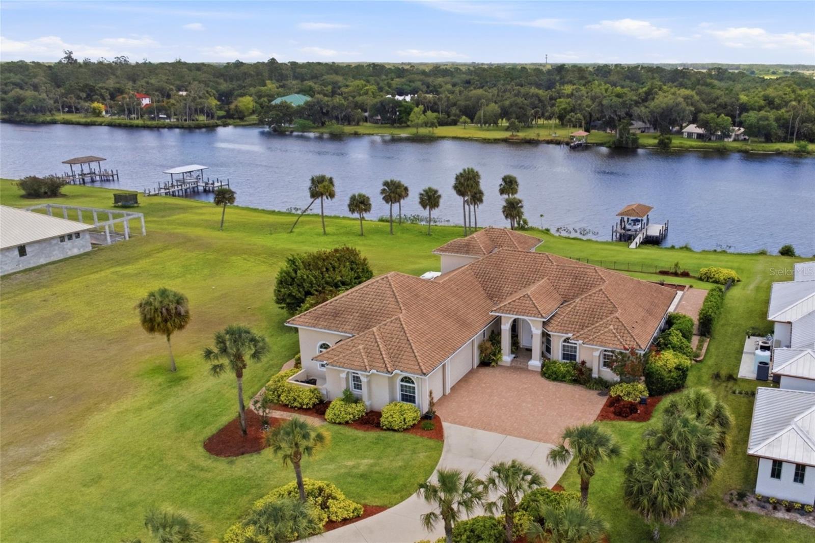 2504 Caloosa Shores, Labelle, FL 33935