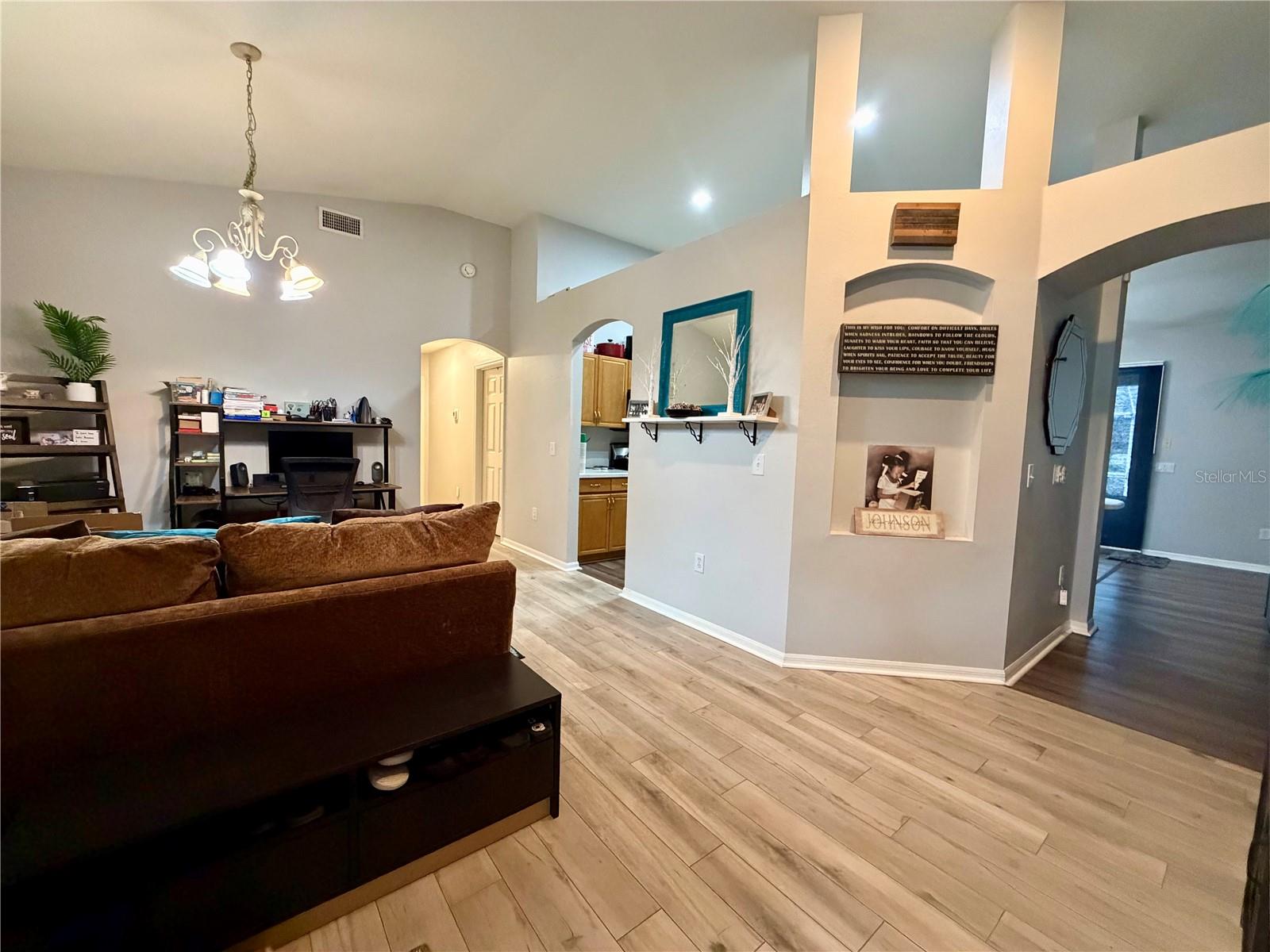 4303 Orange Ridge, Valrico, FL 33596