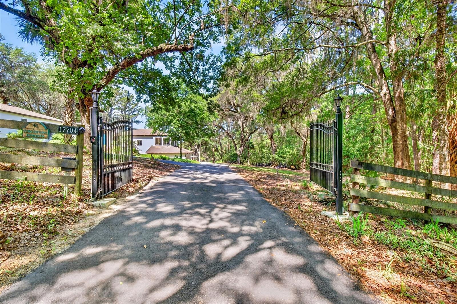 17704 59th, Micanopy, FL 32667
