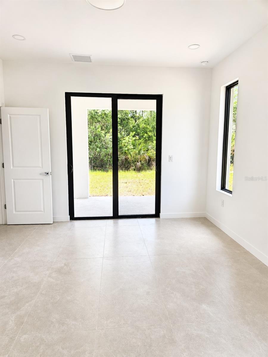 2907 25 St W. Strata Vii, Lehigh Acres, FL 33971