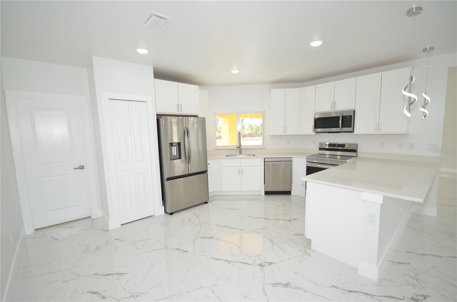 1132 Edelweiss, Lehigh Acres, FL 33974