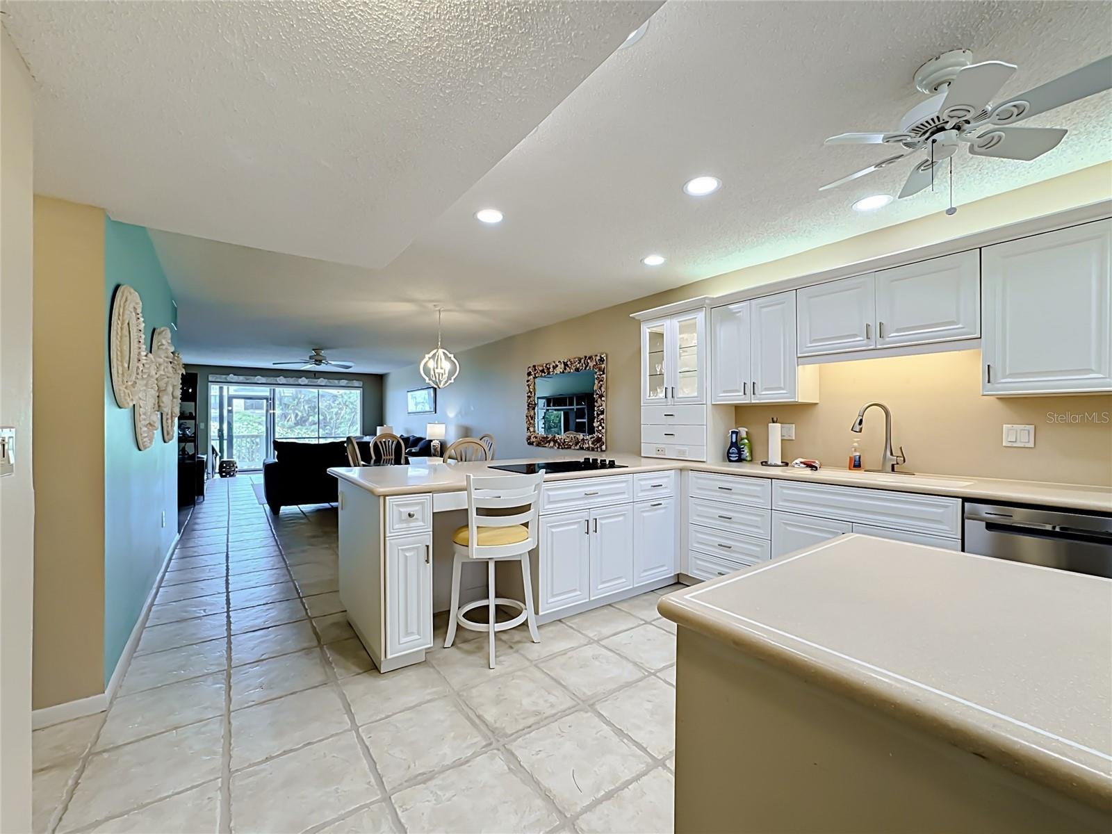 1515 Pelican Point Unit Ba185, Sarasota, FL 34231