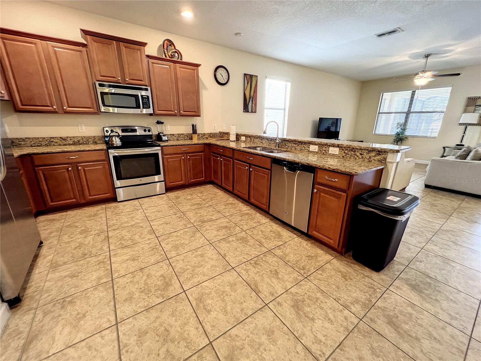 1453 Myrtlewood, Davenport, FL 33896