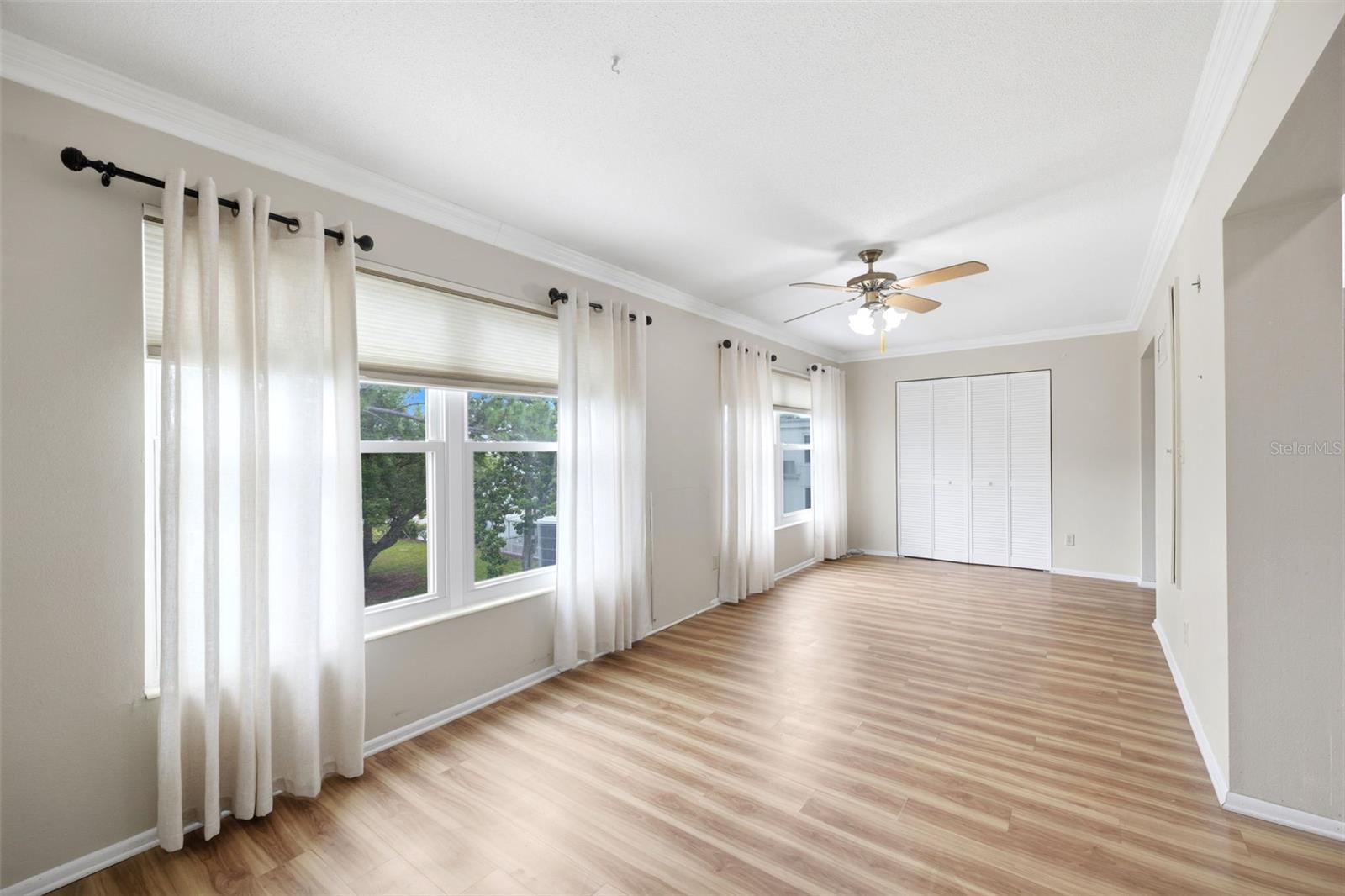 2381 Ecuadorian Unit 45, Clearwater, FL 33763