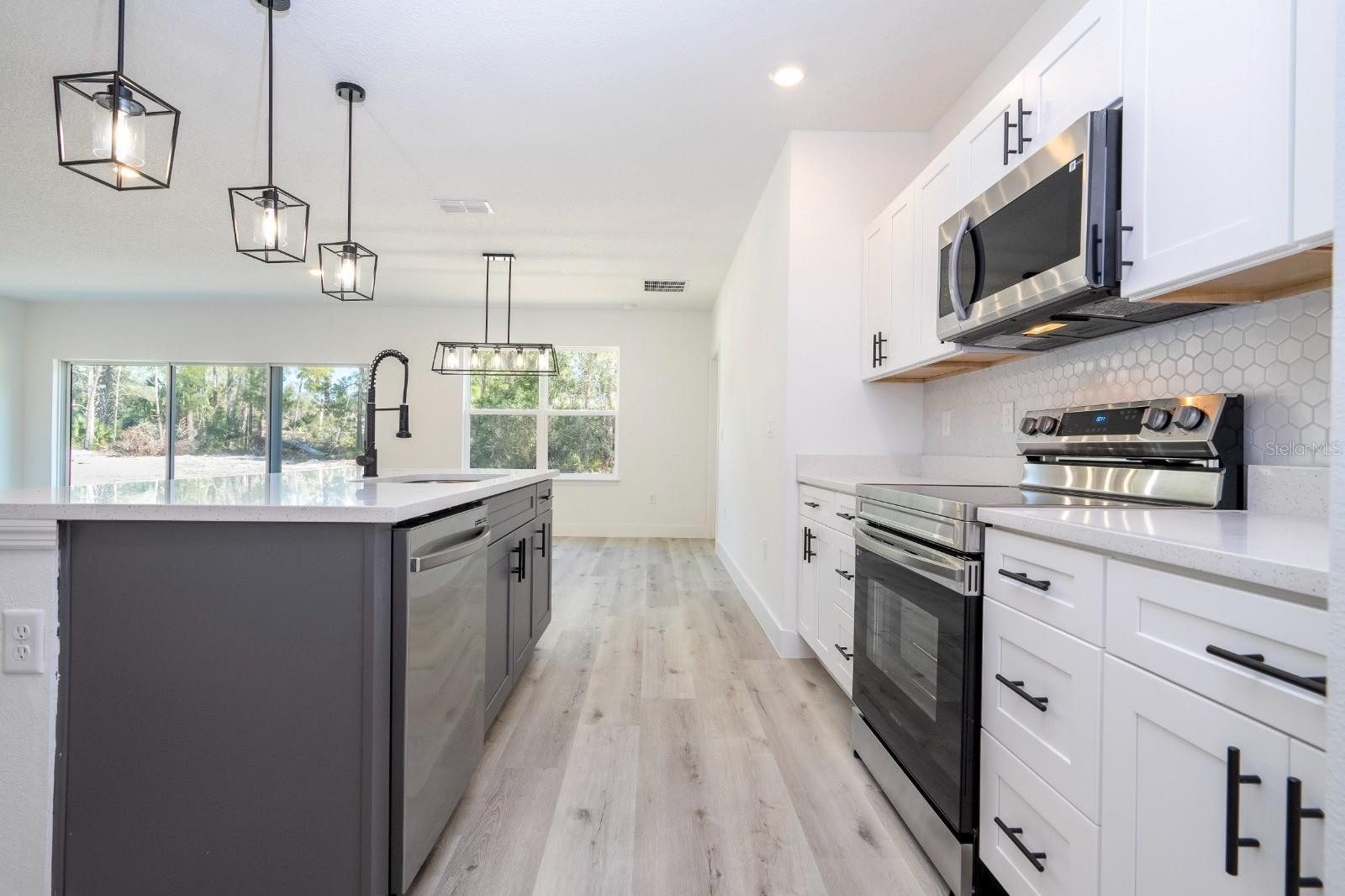 2434 Amnesty, North Port, FL 34288